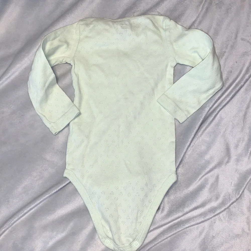 Carters long sleeve onesies bodysuits heart pointelle 24 months mint green pink